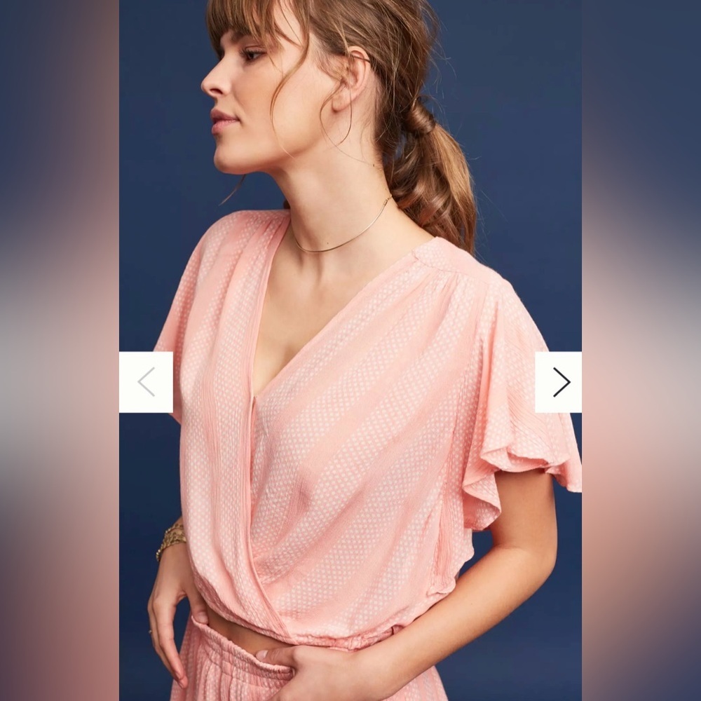 Anthropology Maeve cropped ruffle Blush Pink V-Neck Flutter Sleeve Top Sz XS